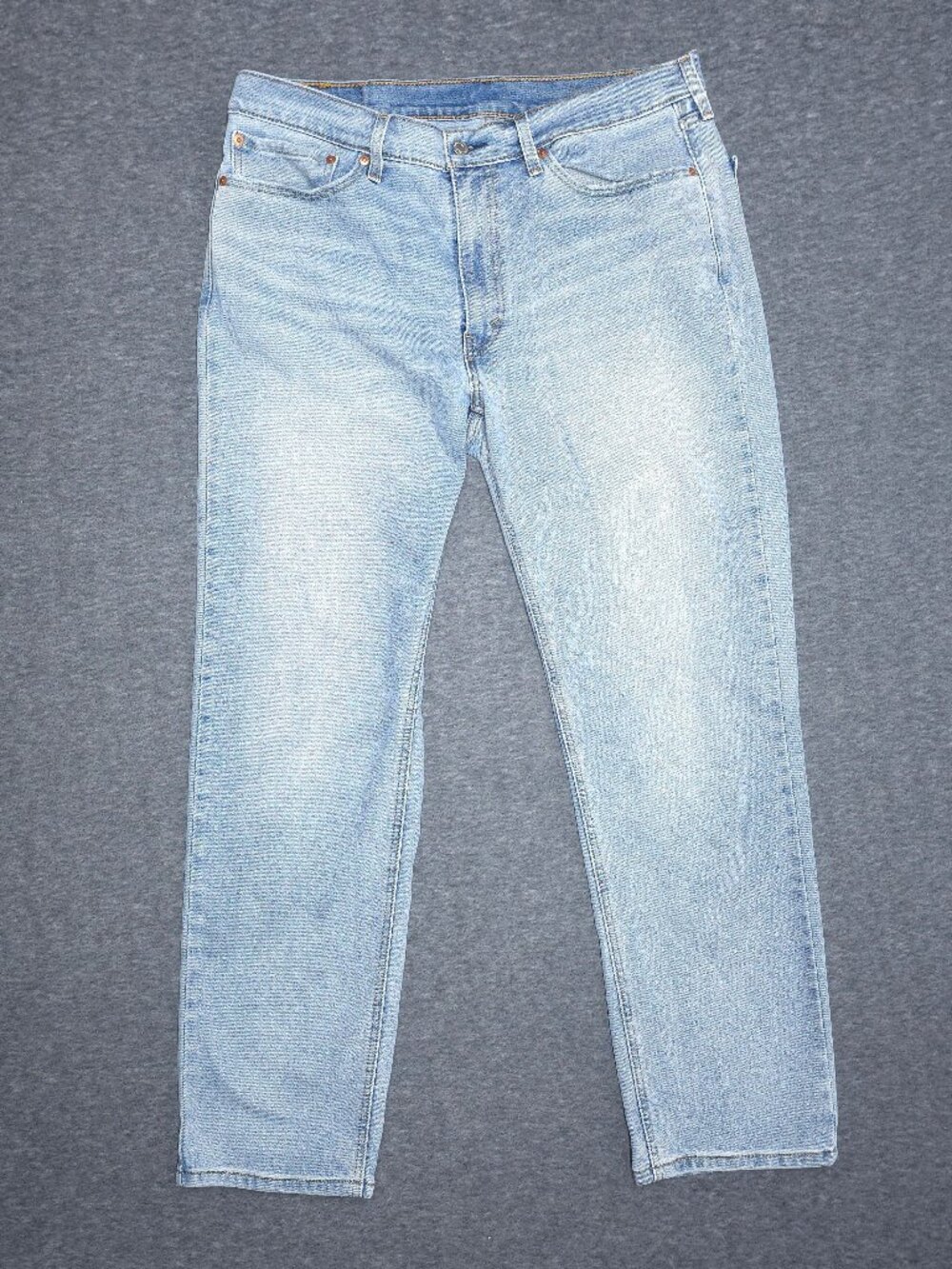 Levi's 541 Men's 36x32 Athletic Taper Stretch Light Wash Jeans